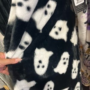 Halloween Skull Blanket